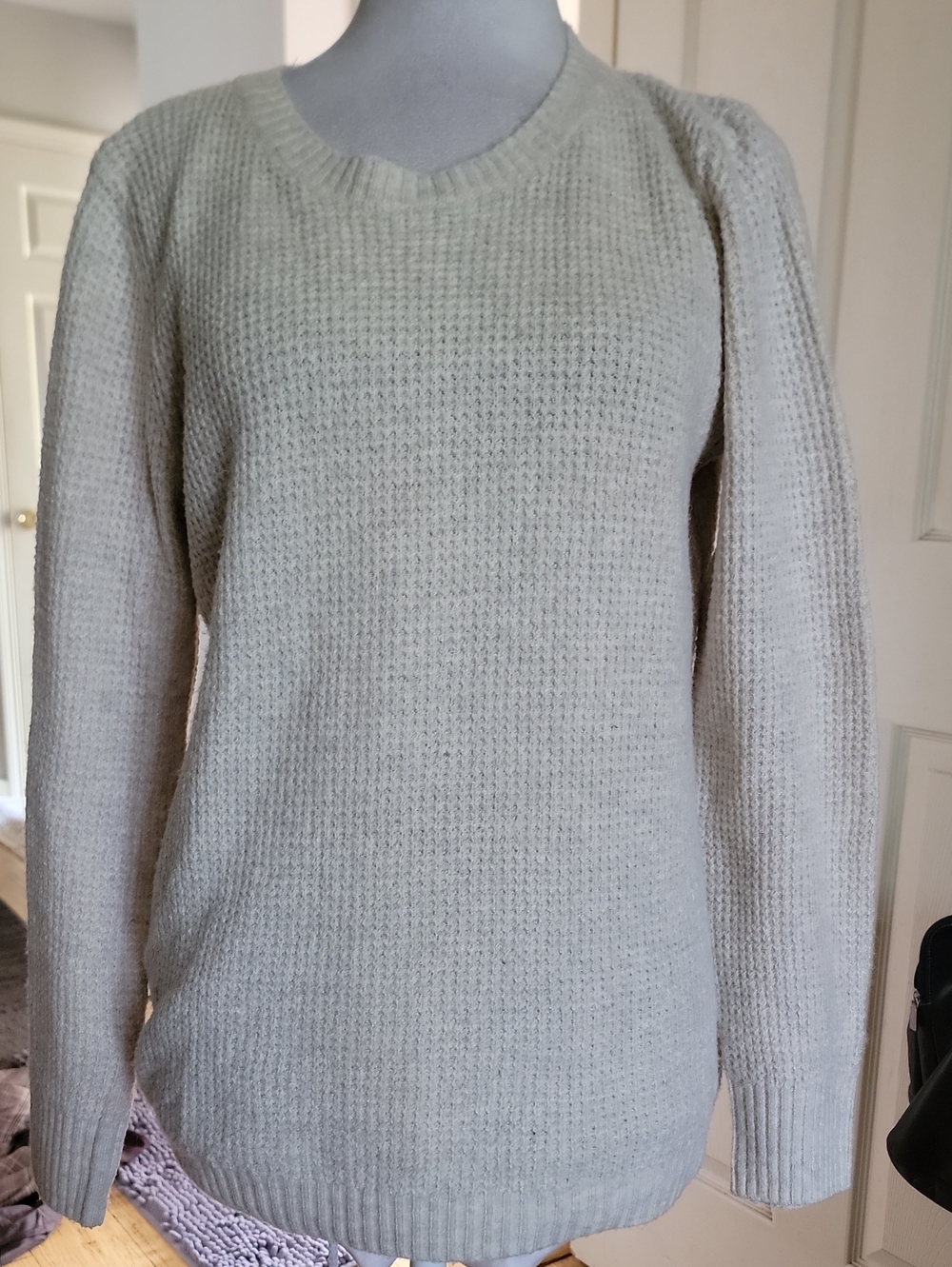 Market & Spruce Cozy Crewneck Sweater in Light Gray